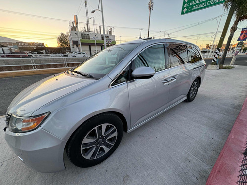 Honda Odyssey 3.5 Touring V6 At