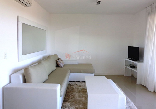 Imagen 5 de 30 de Venta De Apartamento En Mansa, Punta Del Este - 2 Dormitorios - Terraza Parrillero