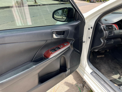 Toyota Camry 2.5 L4 At