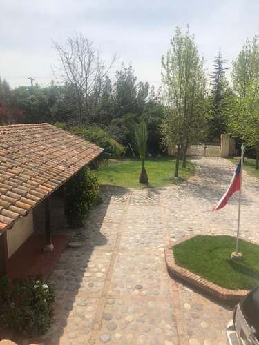 Gran Casa En Parcela Con Tremenda Ubicación, Cerca...