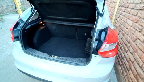 Imagen 6 de 15 de Ford Focus Iii 2015 2.0 Se Plus At6