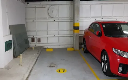 Consultorio En Venta En La Castellana. Cod V1060013