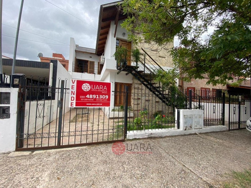 Imagen 4 de 21 de Casa En Venta Ph Frente Clinica V. Sarsfield (ref #3135)