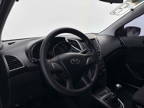 Hyundai HB20 1.0 UNIQUE 12V FLEX 4P MANUAL