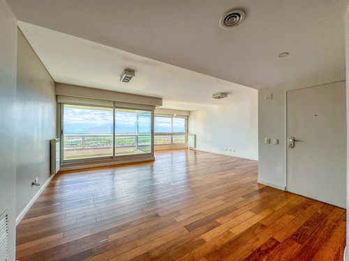 Departamento 3 Dormitorios, Torre Dolfines, Vista Al Rio, Puerto Norte