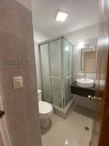 Imagen 12 de 14 de Precioso Y Funcional Apartamento En Colinas De Los Ruices