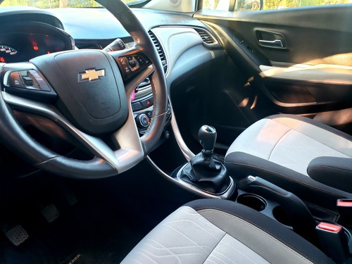 Imagen 10 de 15 de Chevrolet Tracker 1.8 Ltz
