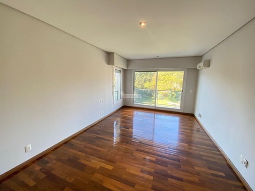 Imagen 7 de 25 de Apartamento Venta Carrasco 3 Dormitorios Liorna Mts Lawn Barbacoa Propia Parrillero Garaje X 2