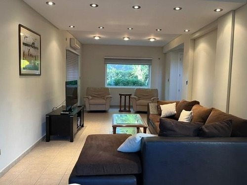 Casa En Alquiler En Highland Park Cc, Pilar, G.b.a. Zona Norte