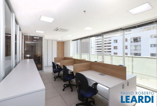 Conj. Comercial - Paraíso - Sp - 616131