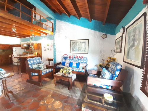 En Venta Town House En El Conjunto Residencial California Al Estilo Campestre El Tuque, Tucacas