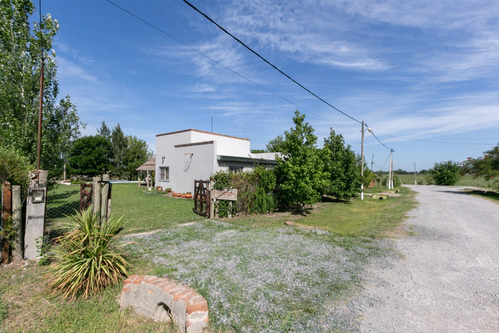 Venta/permuta Casa Quinta 4 Ambientes Con Pileta