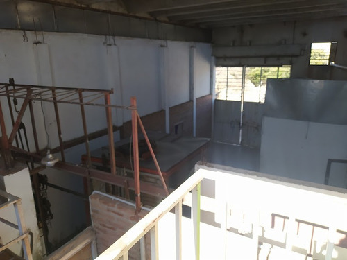 Imagen 7 de 8 de Venta De Locales, Galpón Y Salones -oficinas Administrativas- Dpto- Sobre Ruta 38-vª Sta Cruz Del Lago Ref 1697