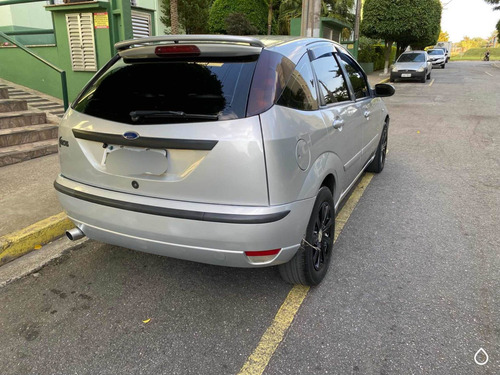 Ford Focus 1.6 Gl 5p 2005