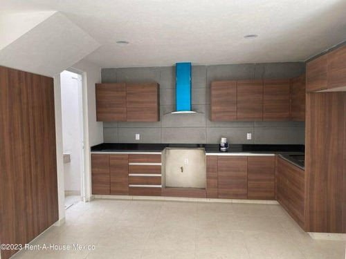 Casa En Venta En Metepec San Salvador Tizatlalli Gis 24-1104