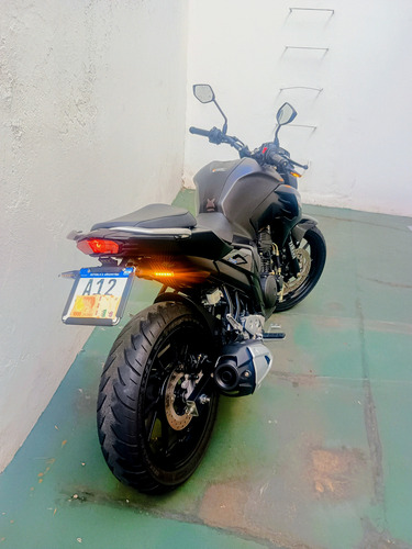 Moto Yamaha Fz25 2020