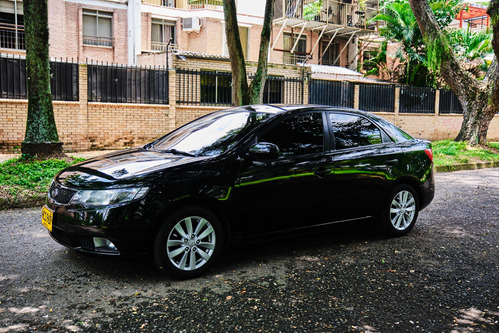 Kia Cerato Forte Lx Automático