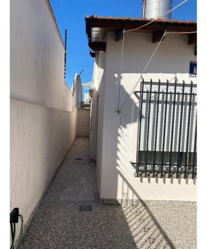 Imagen 9 de 12 de Casa En Venta En La Tablada