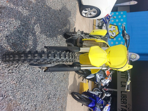 Imagen 11 de 18 de Suzuki Rmz 250