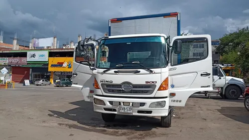 Hermoso Camion Hino Gd 2012 Furgon Unico Dueño