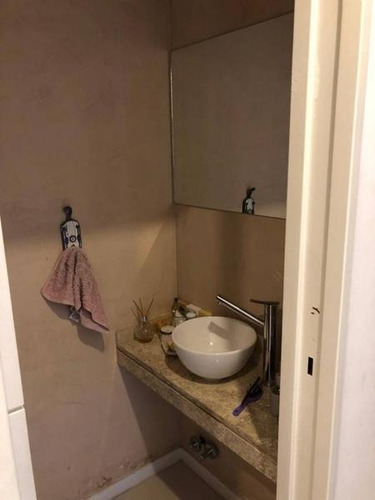 Imagen 10 de 14 de Venta Departamento .duplex Con Jardin Vista Al Espejo De Agua Del Condominio El Reflejo. Nordelta
