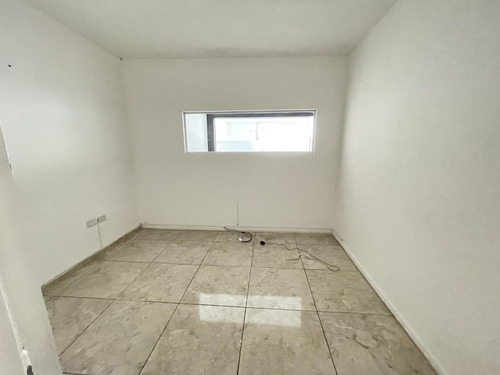 Imagen 7 de 10 de Gran Oficina Con 4 Privados Mas 2 Cocheras Barrio Abasto