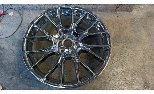 Rin 20 Ford Mustang 2005 2006 2008 2010 2011 2012 2014 Plateado (Usado)