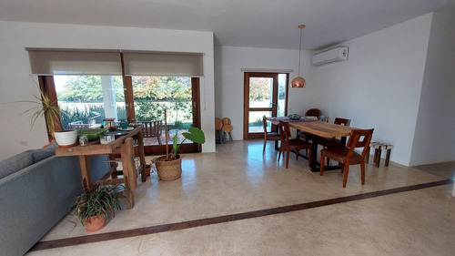 Venta Casa La Primavera Golf, Carlos Keen, Luján
