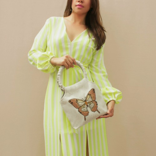 Imagen 3 de 4 de Alina - Estampado Mariposa Dorada