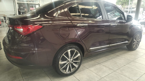 Fiat Cronos 1.8 16v Precision At6 Pack Premium