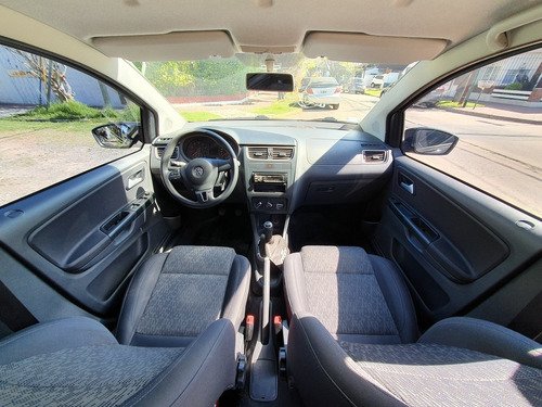 Imagen 8 de 10 de Volkswagen Fox 2013 1.6 Trendline