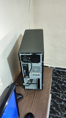 Imagem 3 de 8 de Pc Gamer I3 + 8 Gb + Hd 1 Tb + Amd Radeon + Monitor 27° Fhd