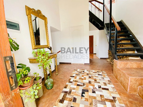 Casa En Arriendo De 4 Dorm 4 .b , Los Pinos ,reñaca
