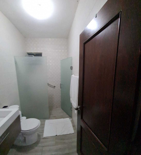 Venta De Apartamento Con Azotea Exclusiva!!