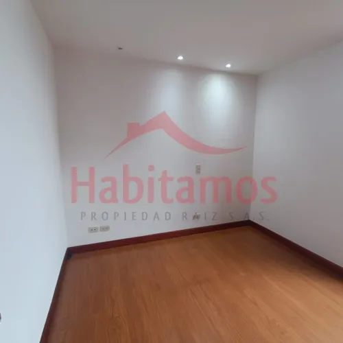 Apartamento En Arriendo En Medellín - El Poblado Cod 68552