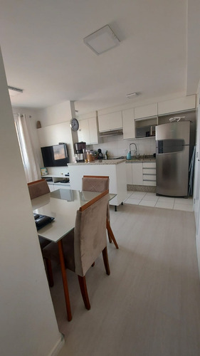 Imagem 3 de 12 de Lindo Apartamento Vila Carmosina 2 Dorms - Fácil Acesso Ao Metrô Itaquera - 3597 Lpp - 70021410