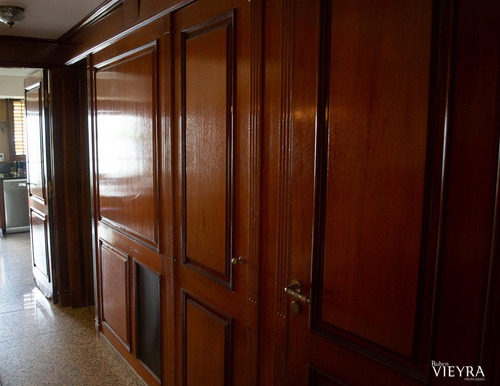Imagen 12 de 30 de Casa En Venta En Versalles (6 Ambientes, 3 Cocheras, Cuzco Al 600)