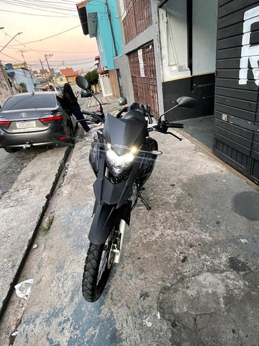 Imagem 2 de 10 de Xre 300 Abs