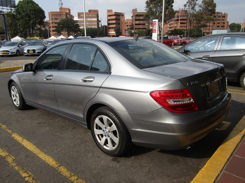 Imagen 7 de 14 de Mercedes Benz