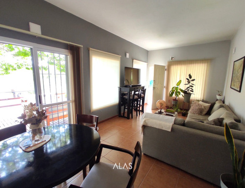 Casa En Venta - Barrio Villa Caprichosa - La Falda - A297