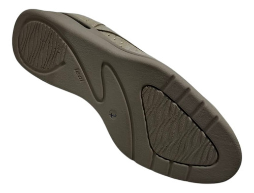 Zapato De Cuero Linea Comfort Taco Chino Camara Aire Daria Platino 36