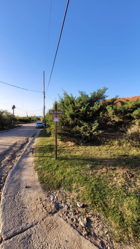 Terreno En Esquina Barrio Valenti