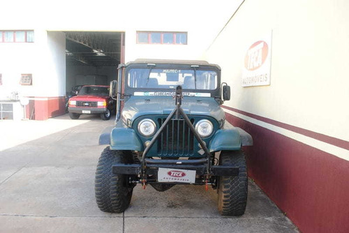 Imagem 2 de 8 de Ford Jeep