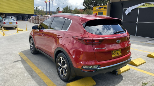 Imagen 7 de 25 de Kia Sportage Hibrida
