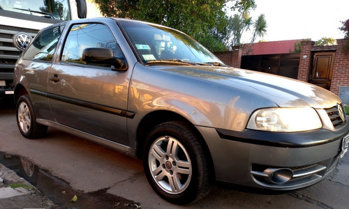 Imagen 3 de 11 de Volkswagen Gol 1.6 Mi Deejay 2005
