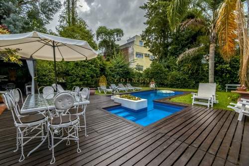 Casa De Cuatro Dormitorios En Venta Punta Del Este- Ref: 2579