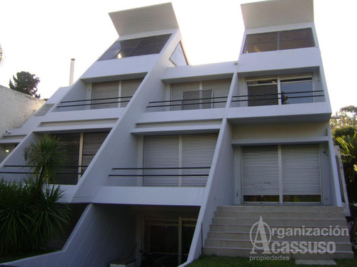 Casa En Venta - Martínez - Av. Libertador Al Río