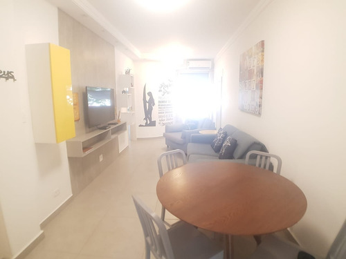 Imagem 1 de 10 de Apartamento Reformado A Venda Praia Do Tombo - 1 Sala Para Dois Ambientes, 1 Dormitório, 2 Banheiro, Cozinha, Área De Serviço. - Ap05038 - 67650891