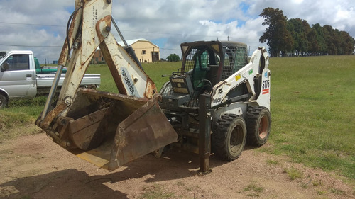 Imagen 9 de 9 de Bobcat Con Chofer Y Accesorios