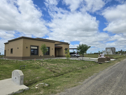 Venta Terreno En Campos De La Enriqueta